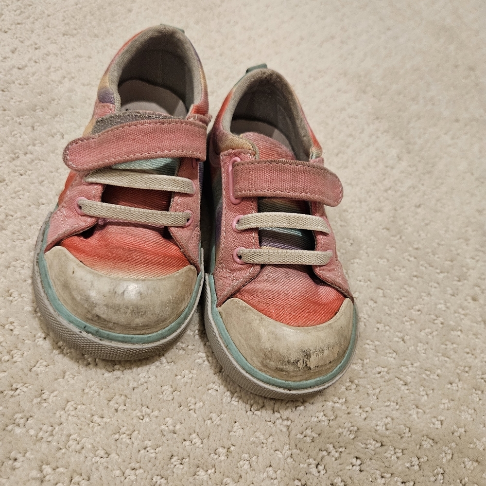 See Kai Run Kristin Rainbow Gradient Sneakers Size 8